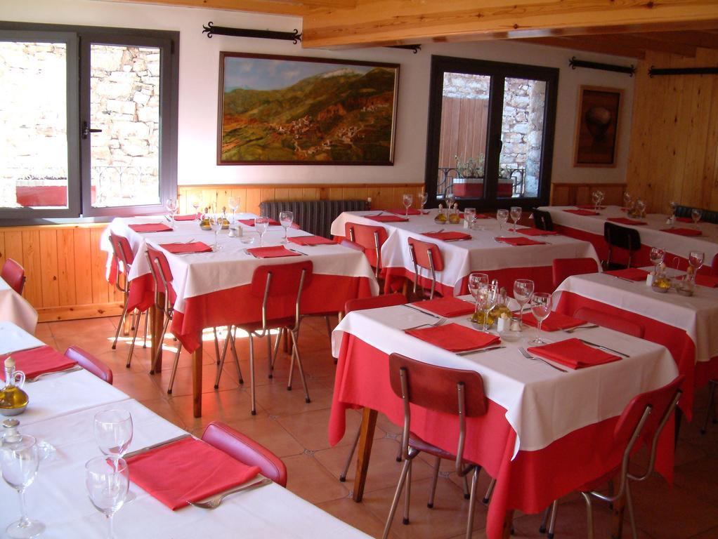 Hostal La Muntanya Castellar De N'Hug Ngoại thất bức ảnh