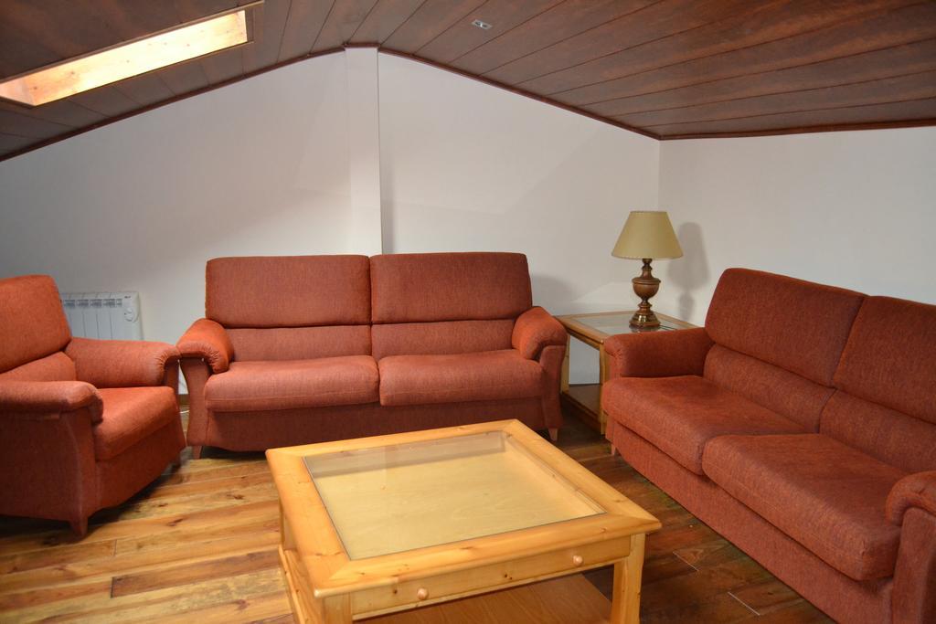Hostal La Muntanya Castellar De N'Hug Ngoại thất bức ảnh